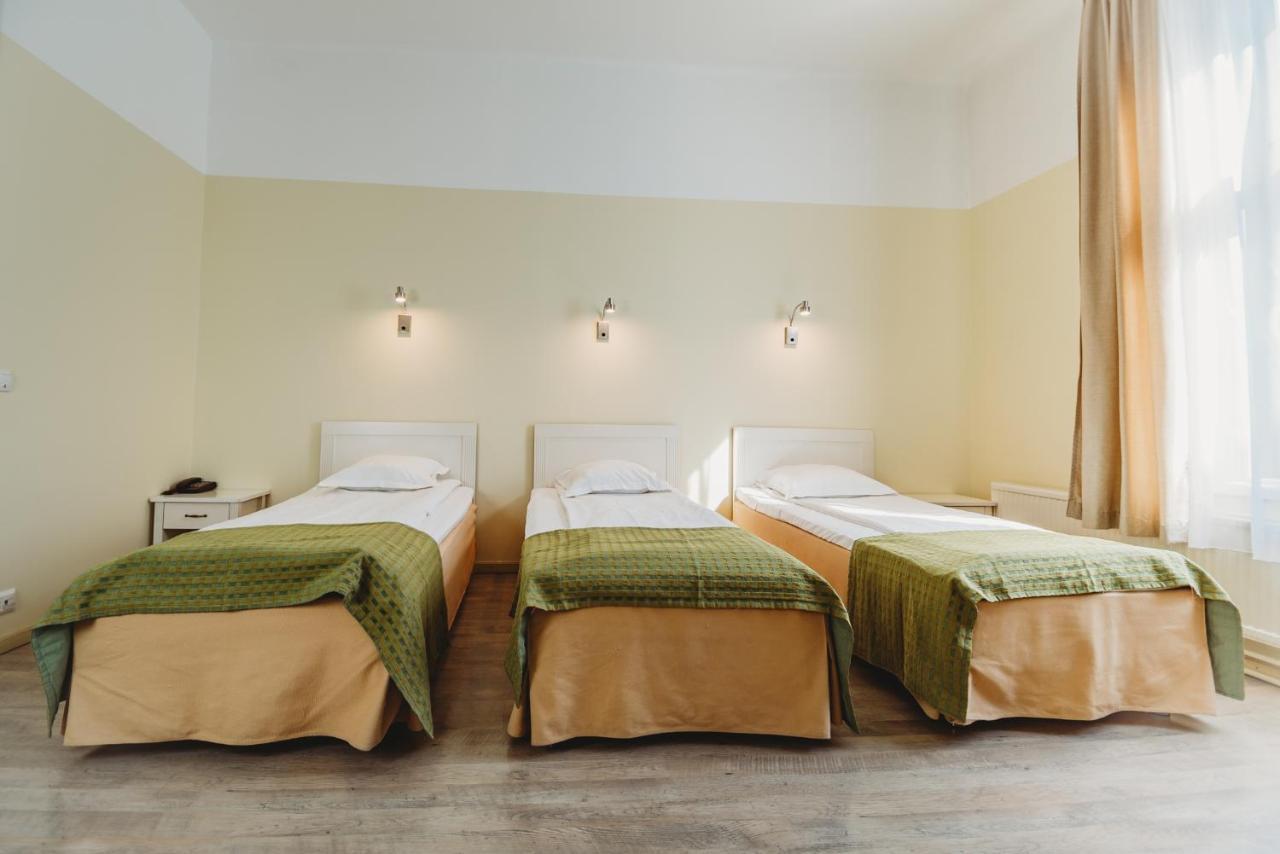 Economy Hotel Ταλίν Εξωτερικό φωτογραφία