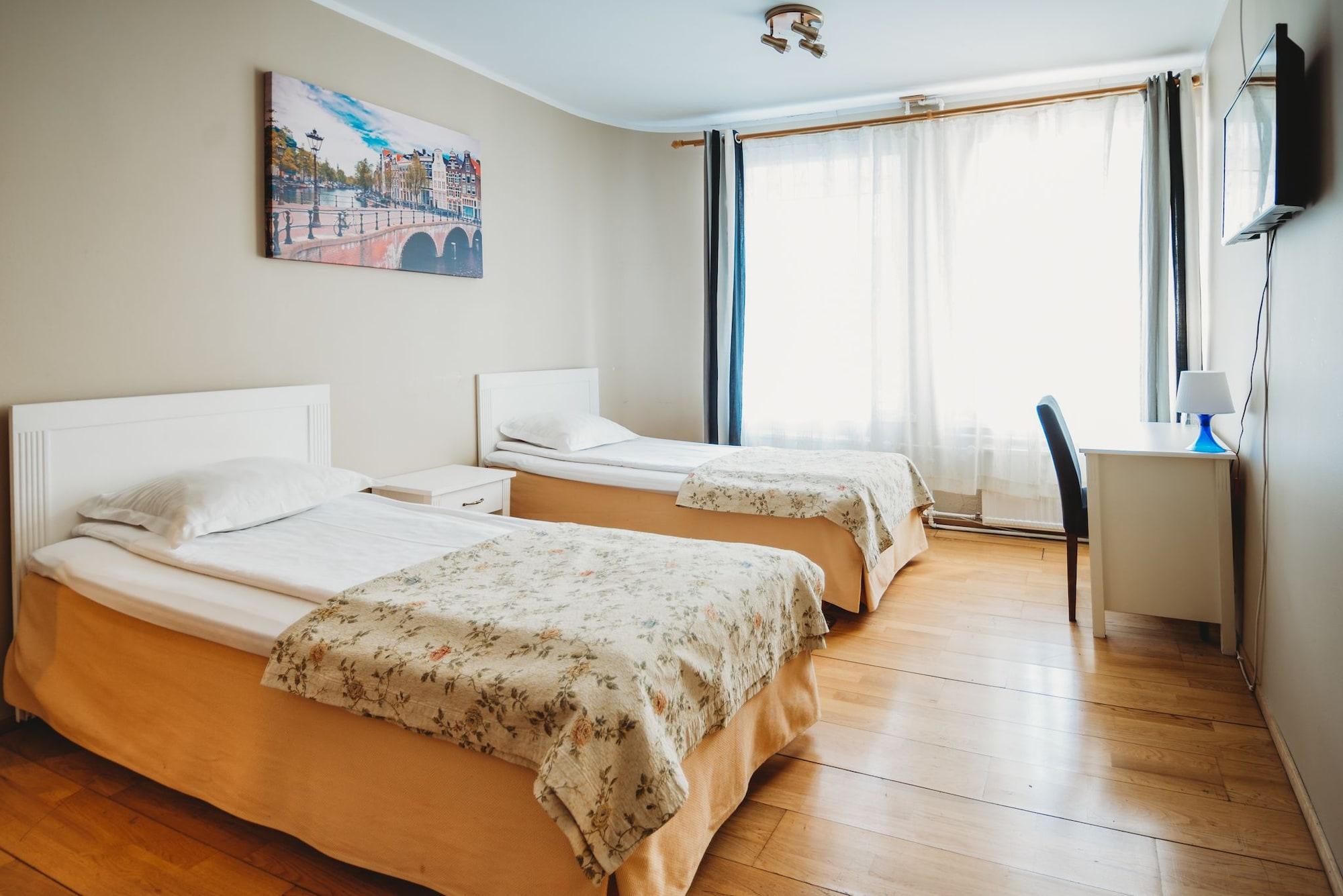 Economy Hotel Ταλίν Εξωτερικό φωτογραφία