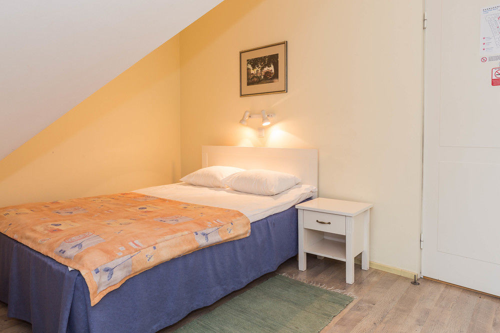 Economy Hotel Ταλίν Εξωτερικό φωτογραφία